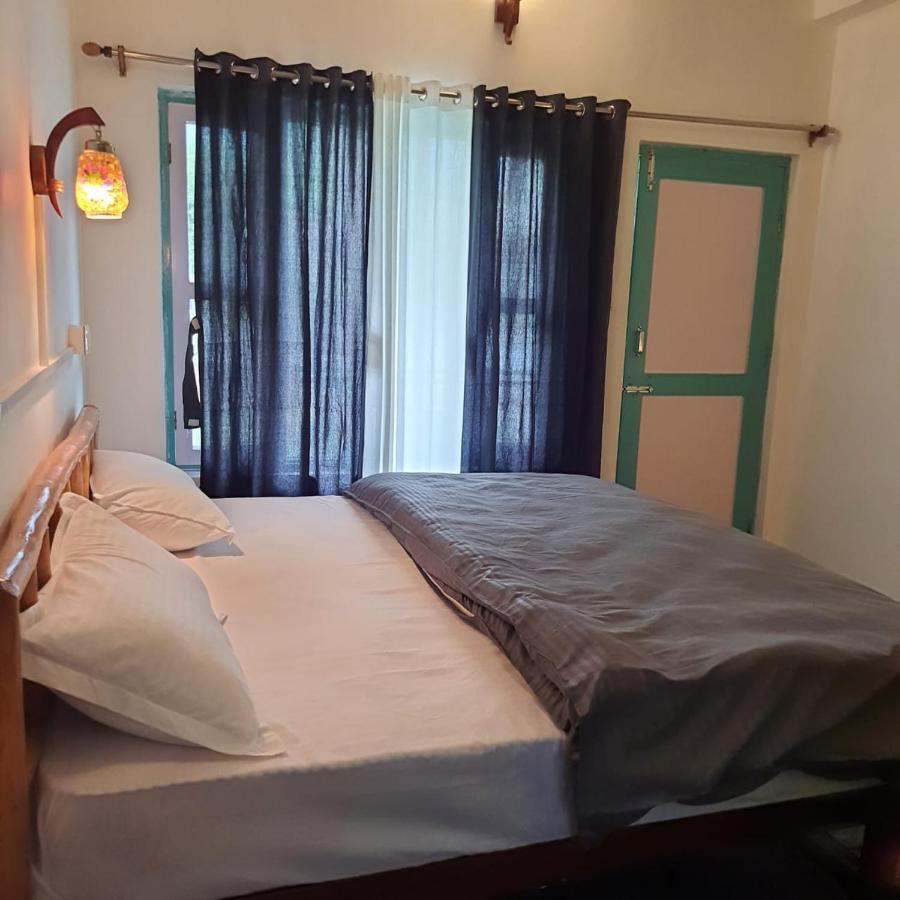 Hotel Barefoot Bir Coliving Coworking Cafe Zewnętrze zdjęcie