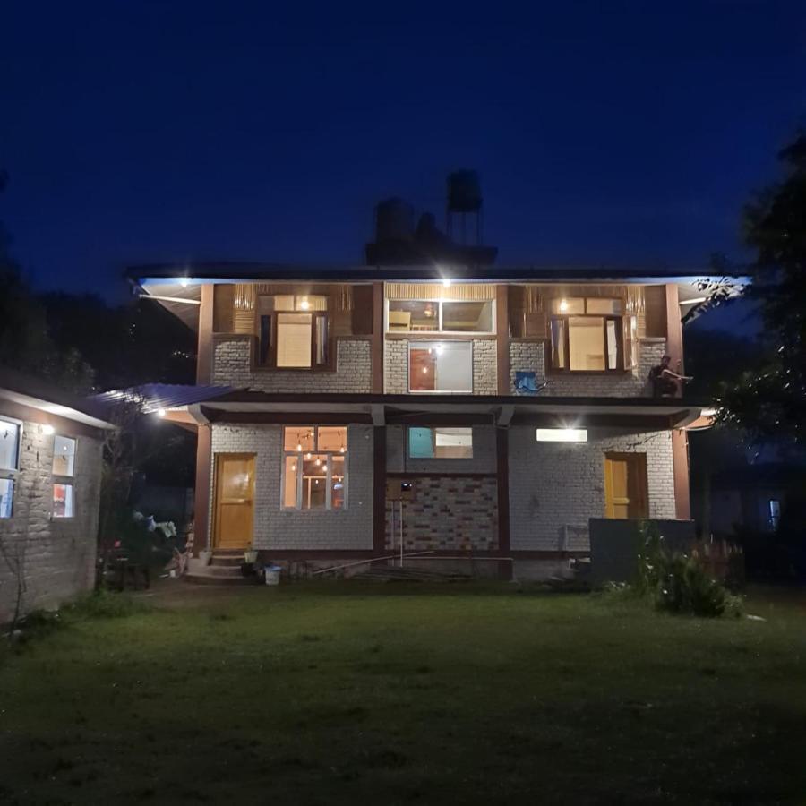 Hotel Barefoot Bir Coliving Coworking Cafe Zewnętrze zdjęcie