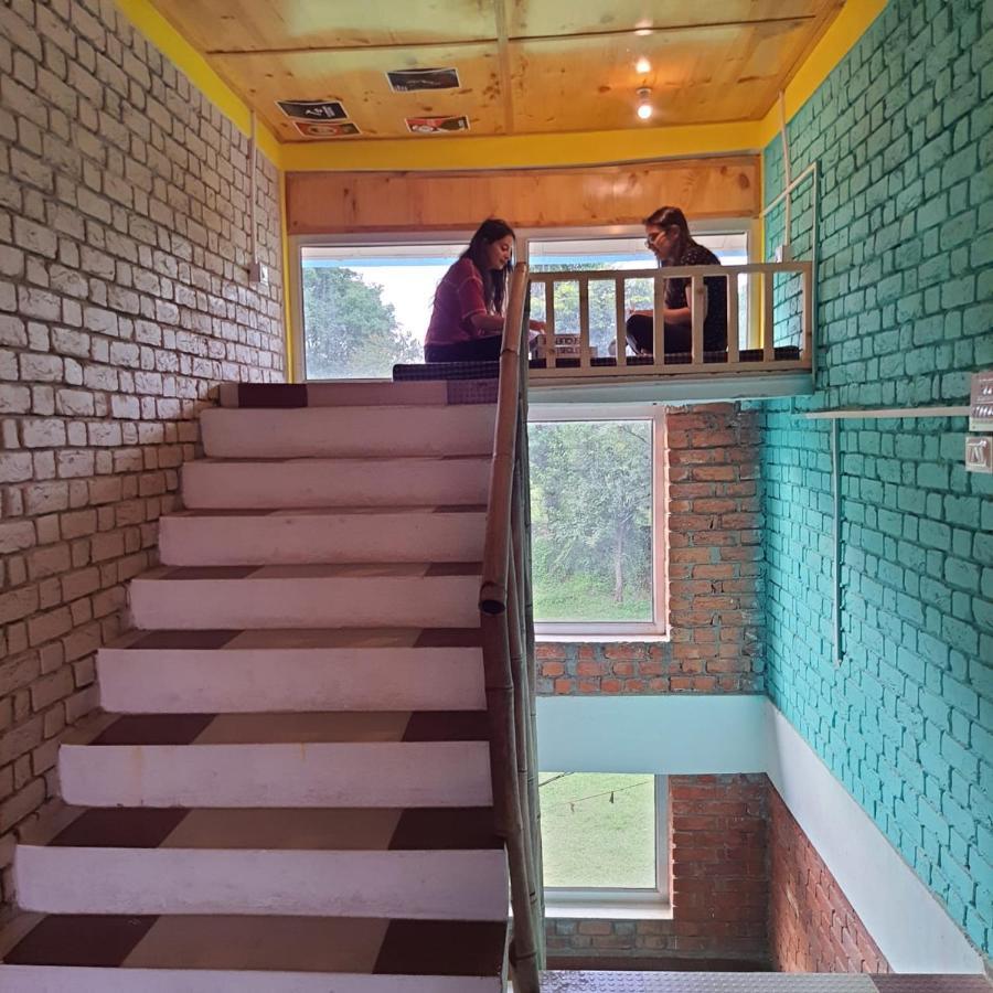 Hotel Barefoot Bir Coliving Coworking Cafe Zewnętrze zdjęcie